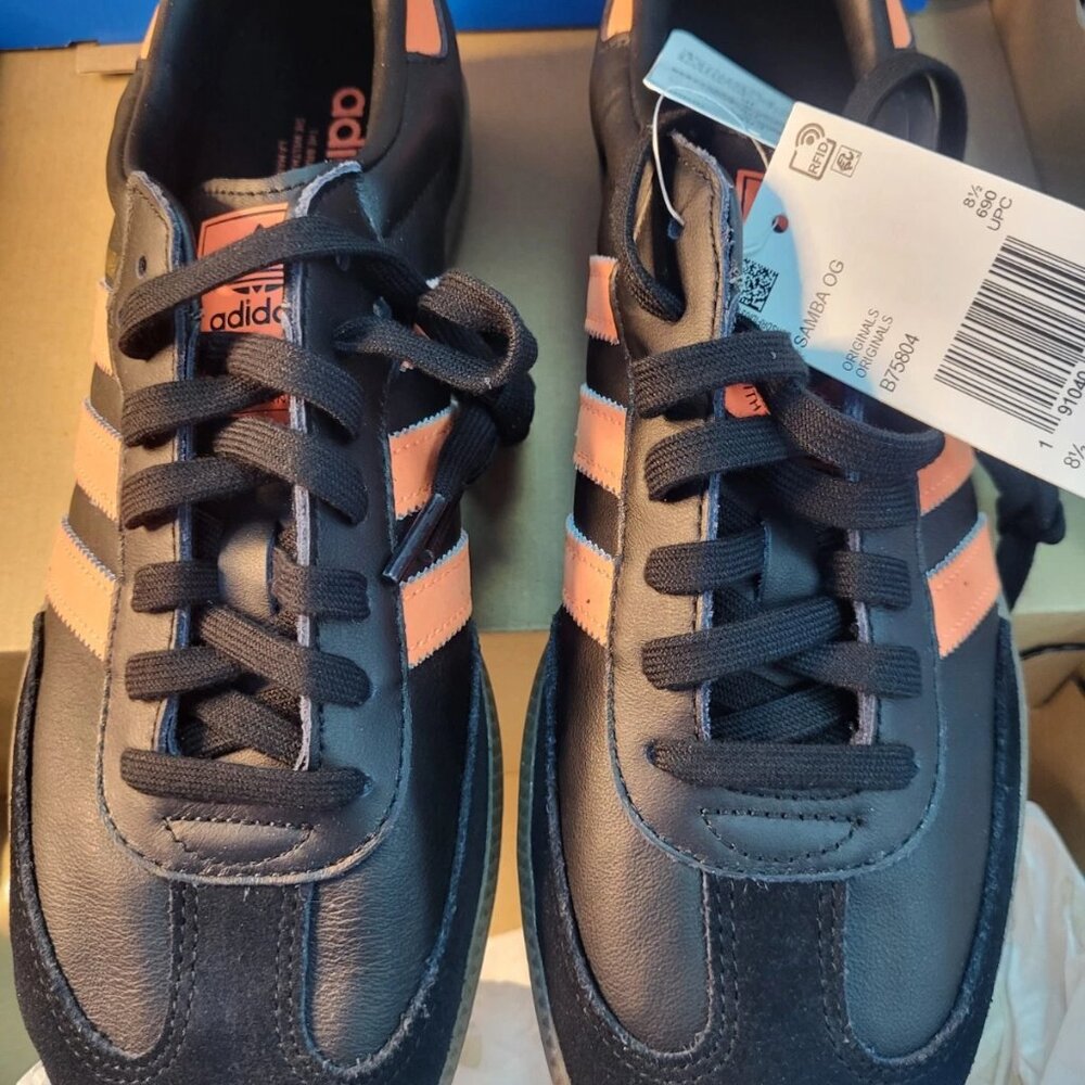 Nwt Ladies Adidas Samba Og  Black Shoes Sz 9 Tie Stripe